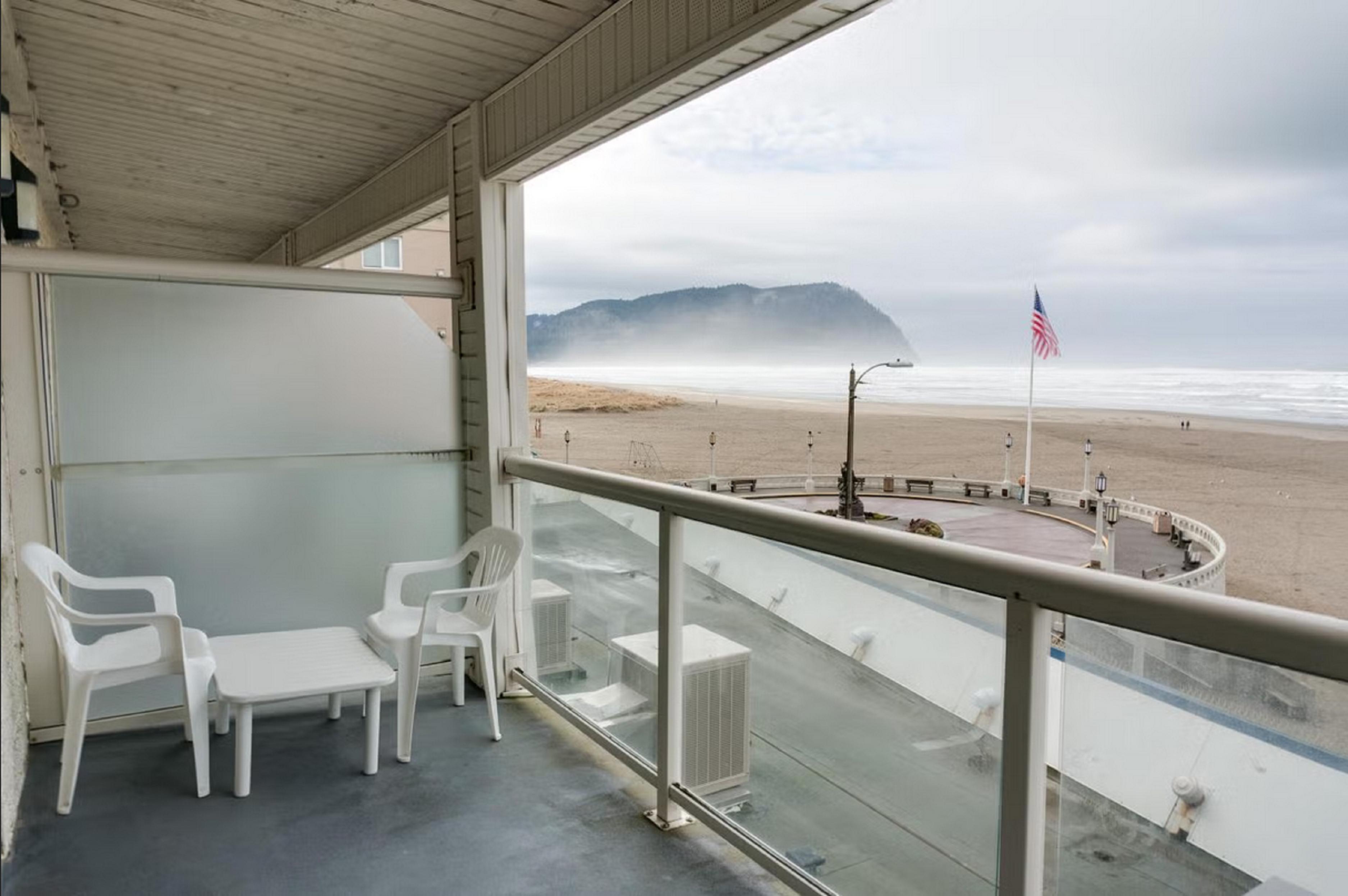 Promenade Inn & Suites Oceanfront Seaside Dış mekan fotoğraf