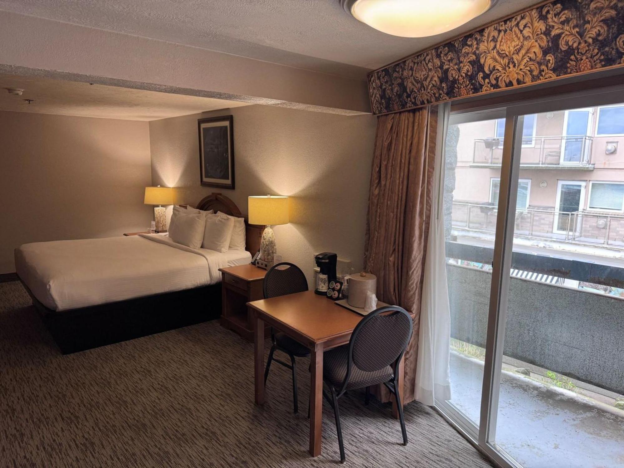 Promenade Inn & Suites Oceanfront Seaside Dış mekan fotoğraf