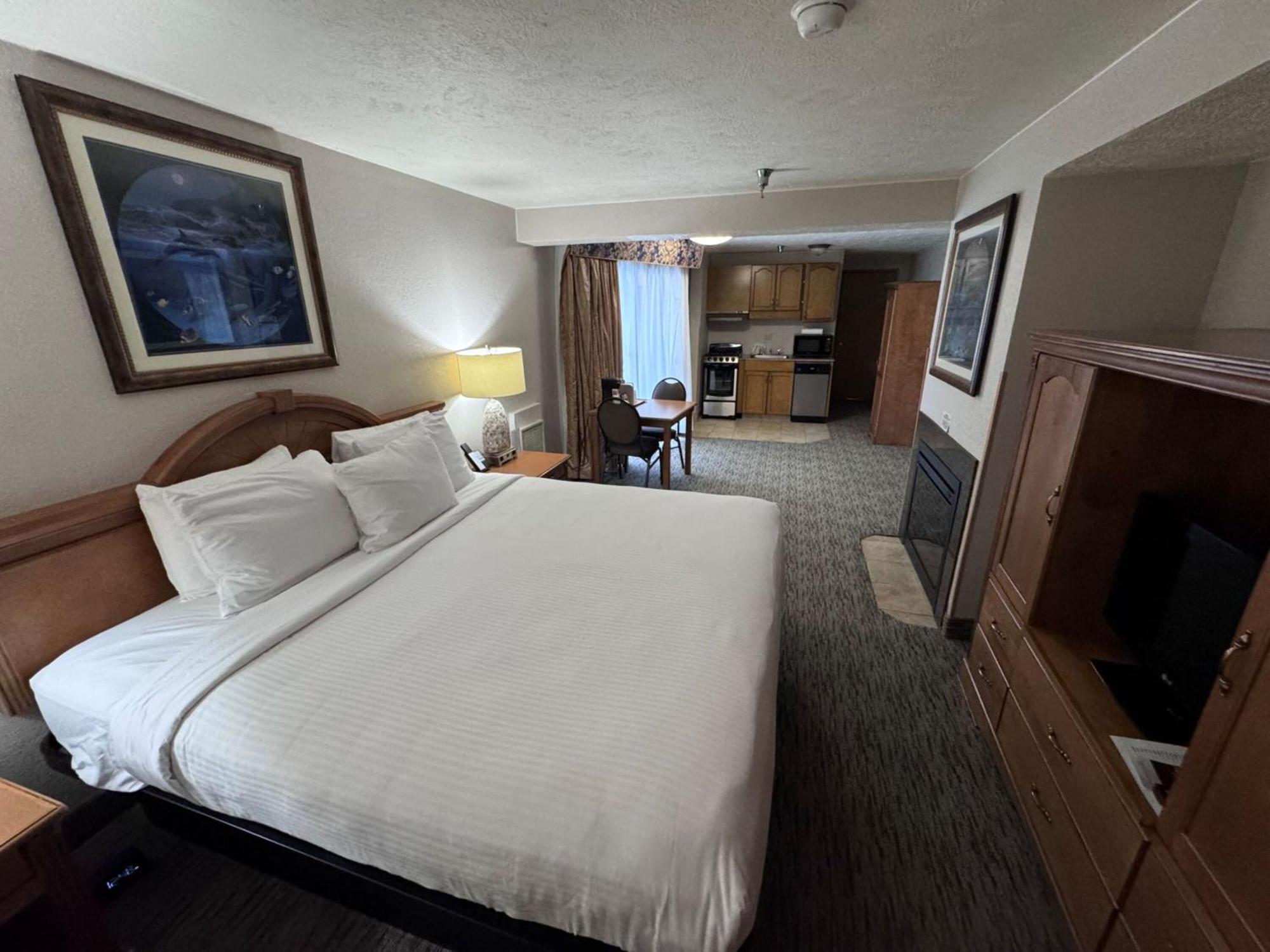 Promenade Inn & Suites Oceanfront Seaside Dış mekan fotoğraf